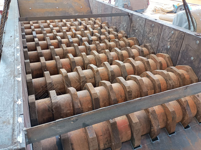 ��ɽ�L�S�Y