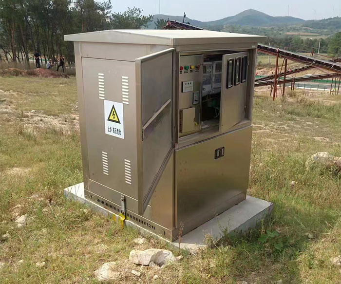 ����׃����