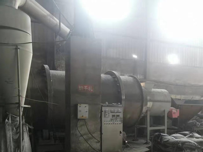 ȫ�׶���2.5��6����Ͳ��əC(j��)�D(zhu��n)׌