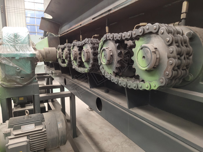 �L�S�Y�O��