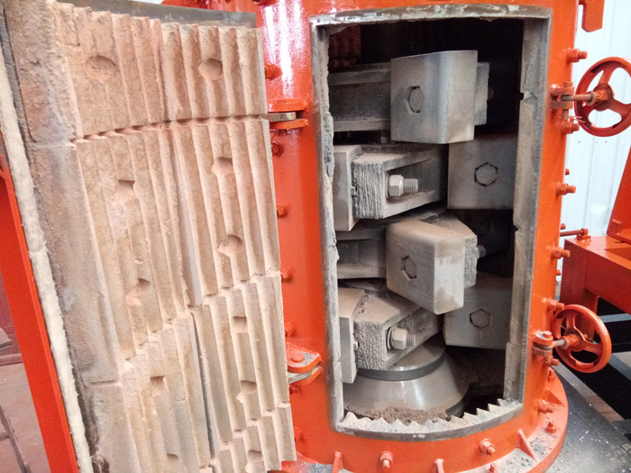 ��ʽ�༉(j��)�ַۙC(j��)��(n��i)���Y(ji��)��(g��u)